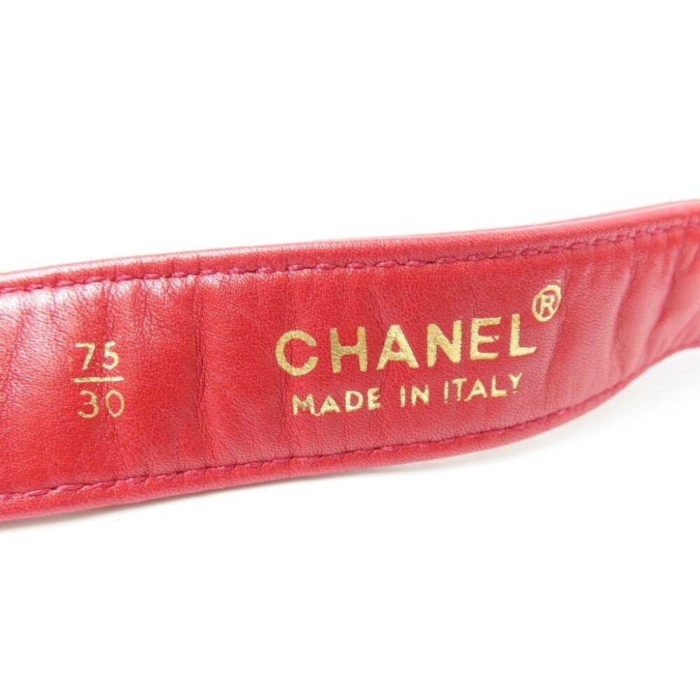 Authentic CHANEL CC Vintage Matelasse Lambskin Waist Pouch Bum Bag Leather Red - Picture 12 of 16